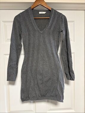 Ricki's Charcoal Gray V-Neck Long Sleeve Knit Dress